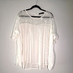 Blue B White Sheer top Short Sleeve Shirt Size Large